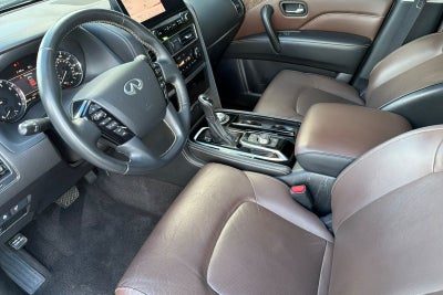 2022 INFINITI QX80 LUXE