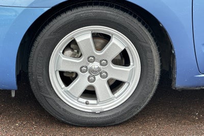 2005 Toyota Prius Base