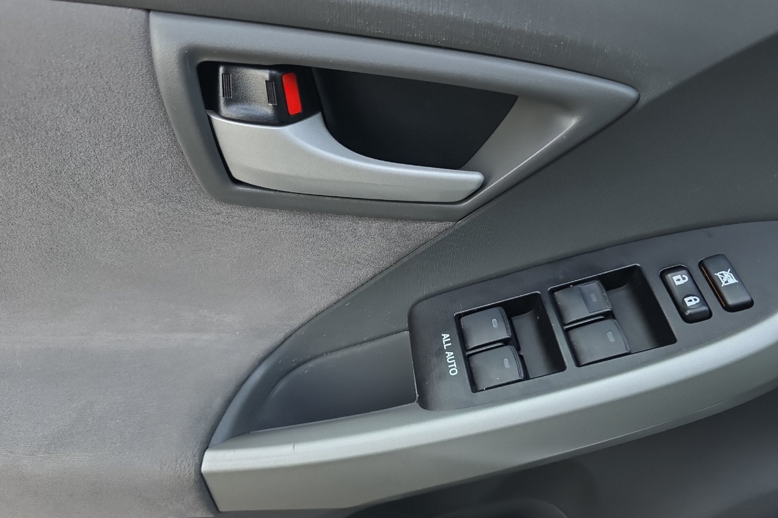 2011 Toyota Prius Two