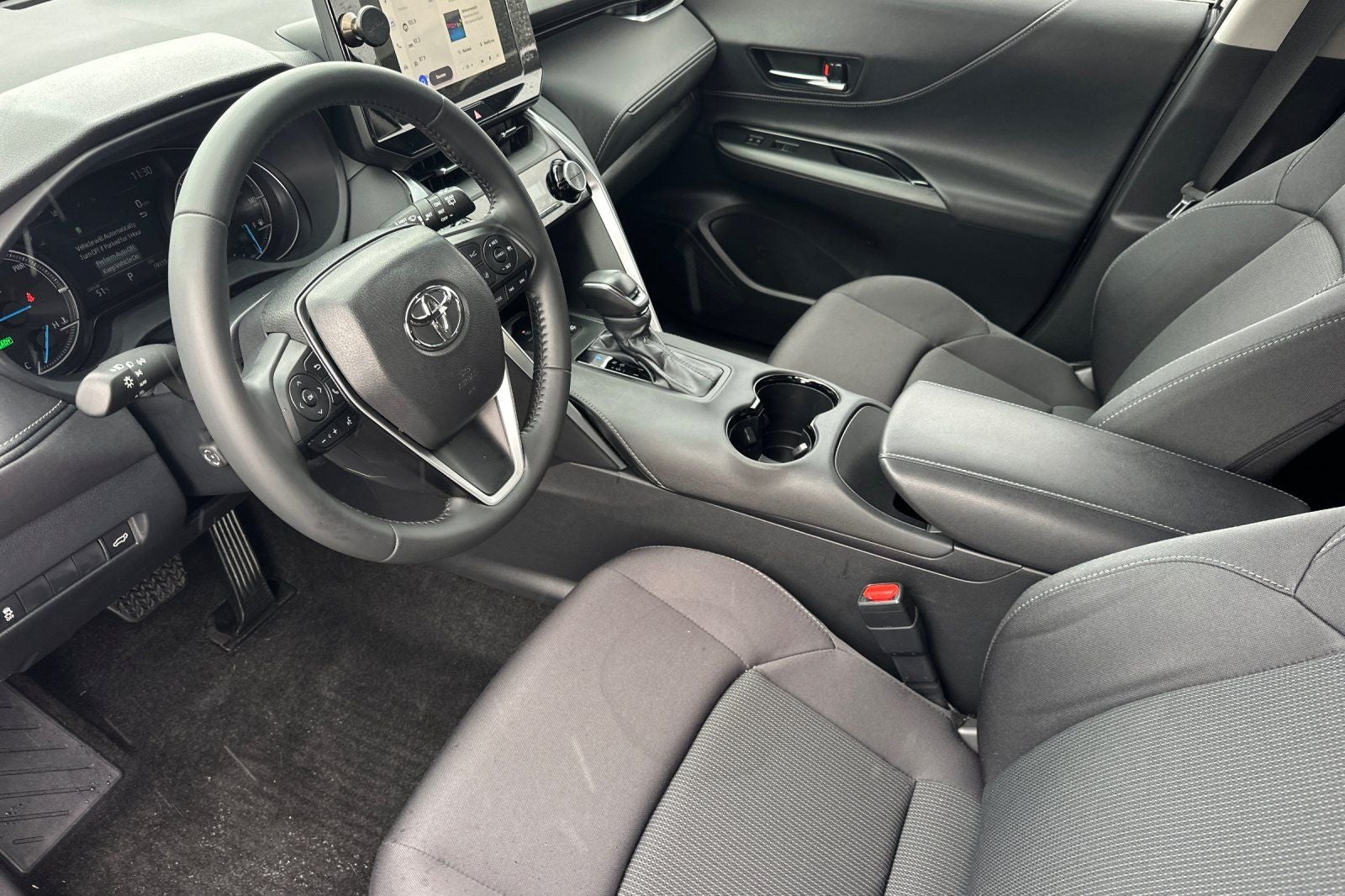 2024 Toyota Venza LE