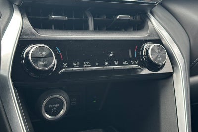 2024 Toyota Venza LE