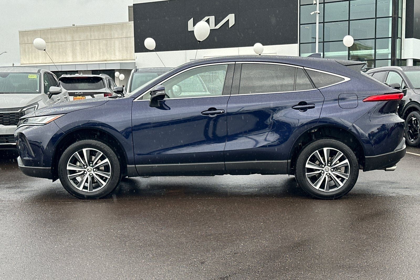 2024 Toyota Venza LE