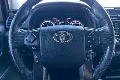 2022 Toyota 4Runner TRD Off-Road