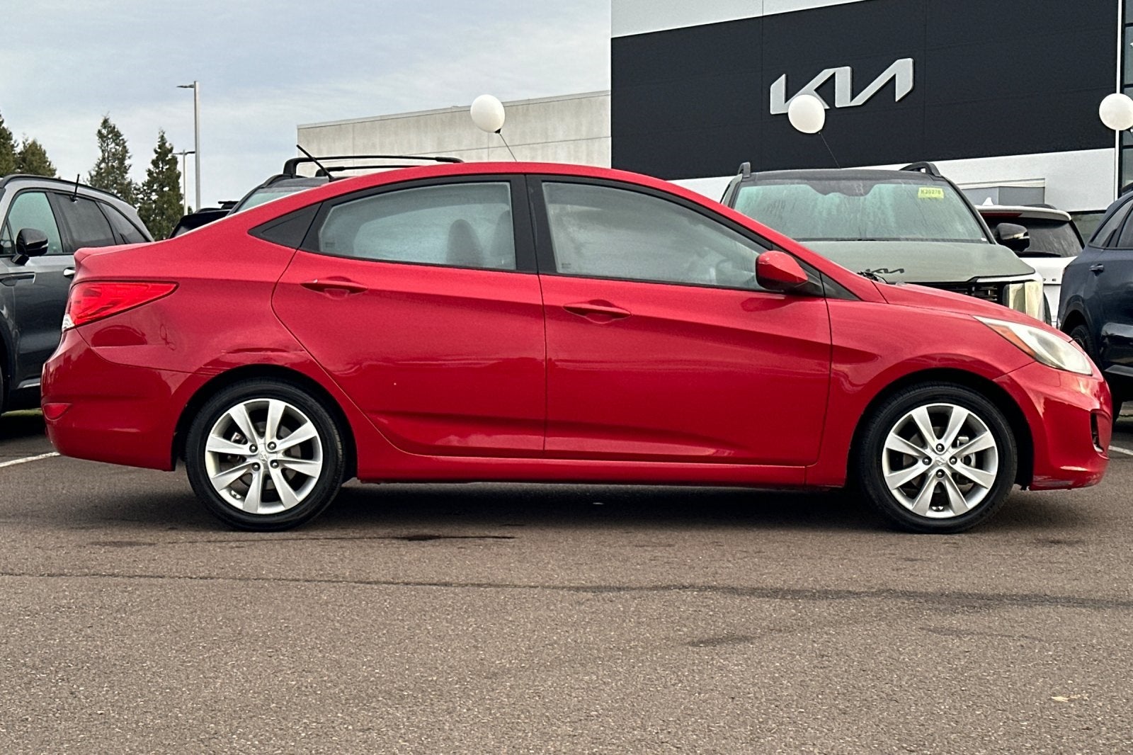 2012 Hyundai Accent GLS