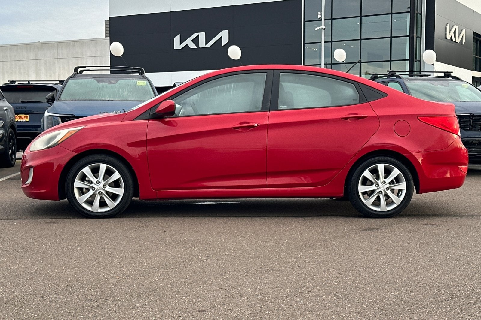 2012 Hyundai Accent GLS
