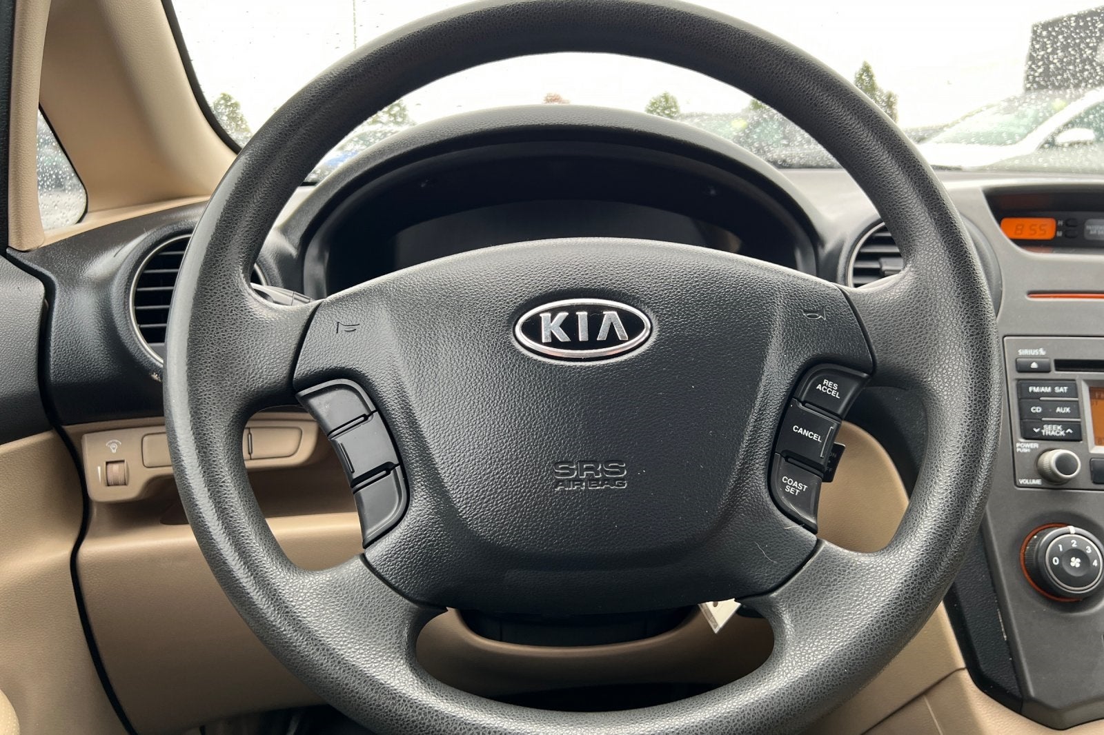 2009 Kia Rondo LX