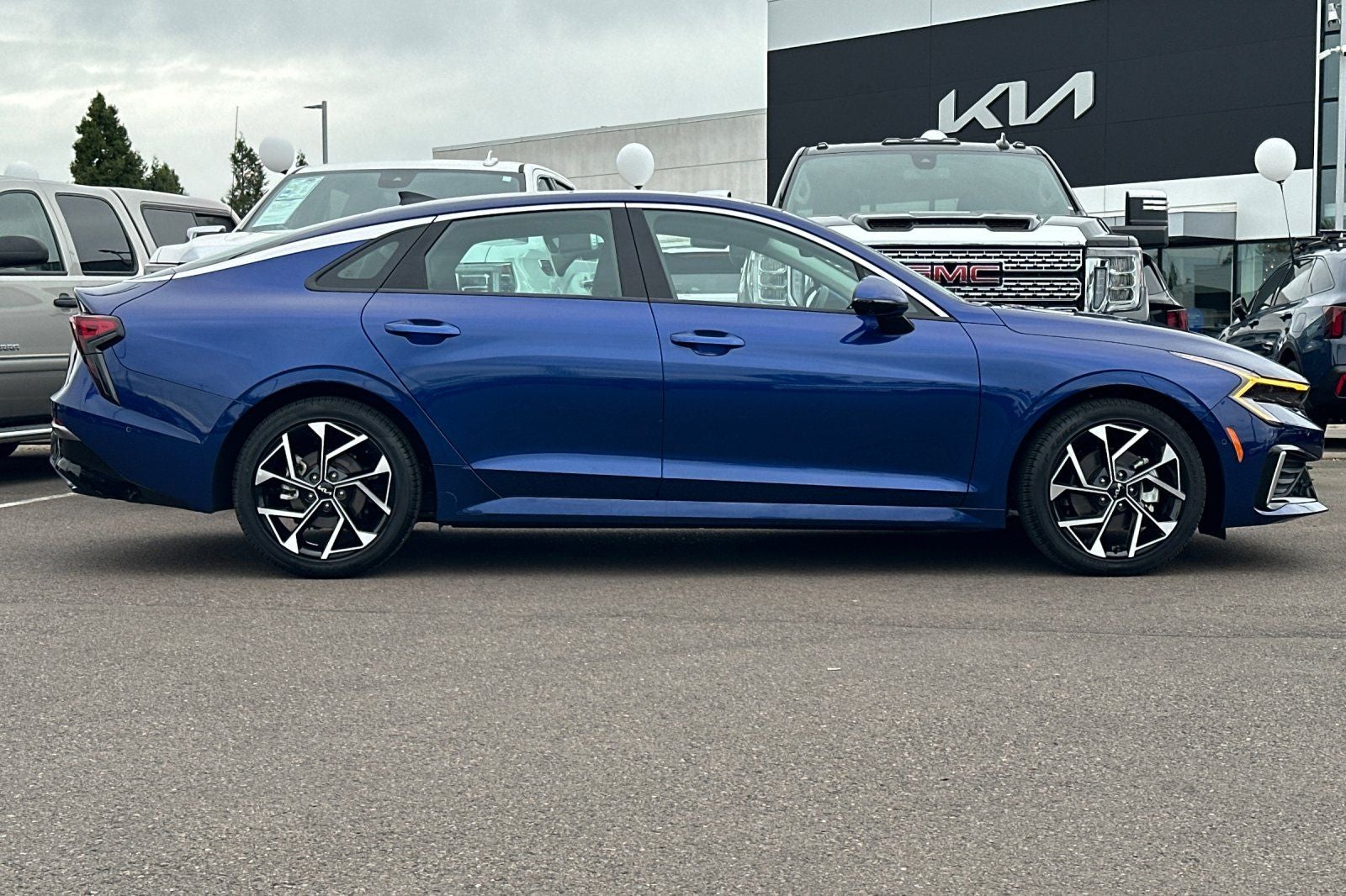 2025 Kia K5 EX