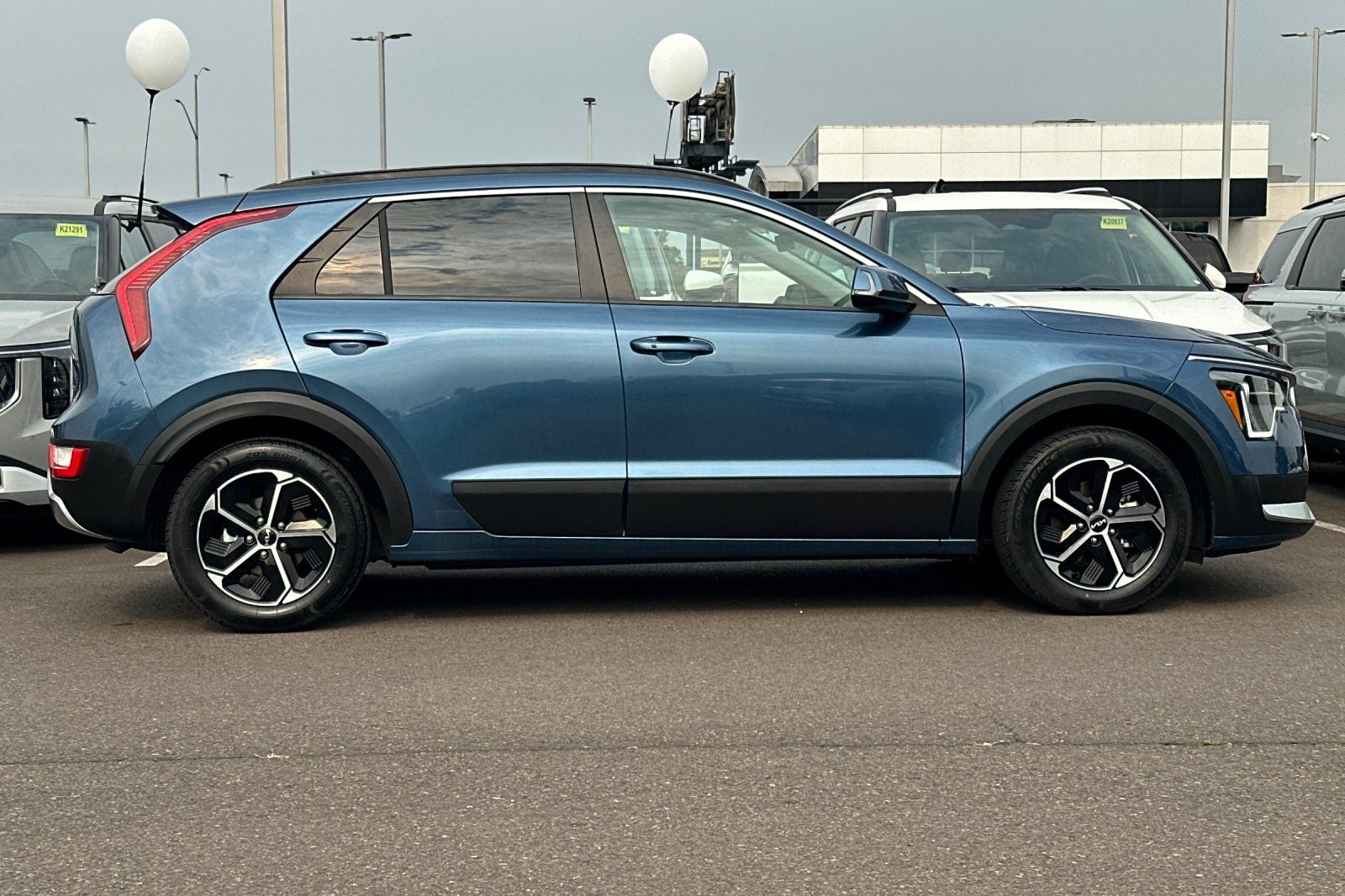 2023 Kia Niro Plug-In Hybrid EX