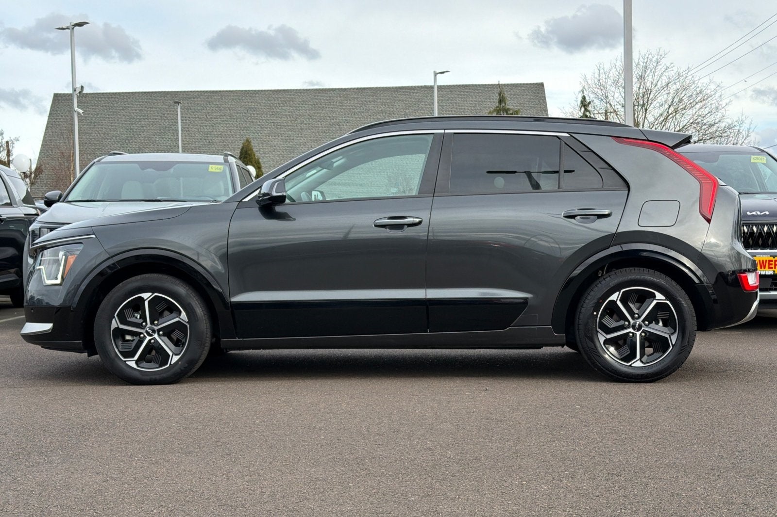 2023 Kia Niro SX