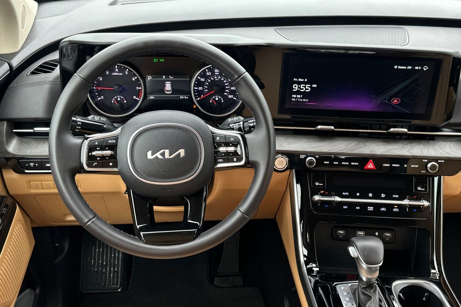 2024 Kia Carnival EX