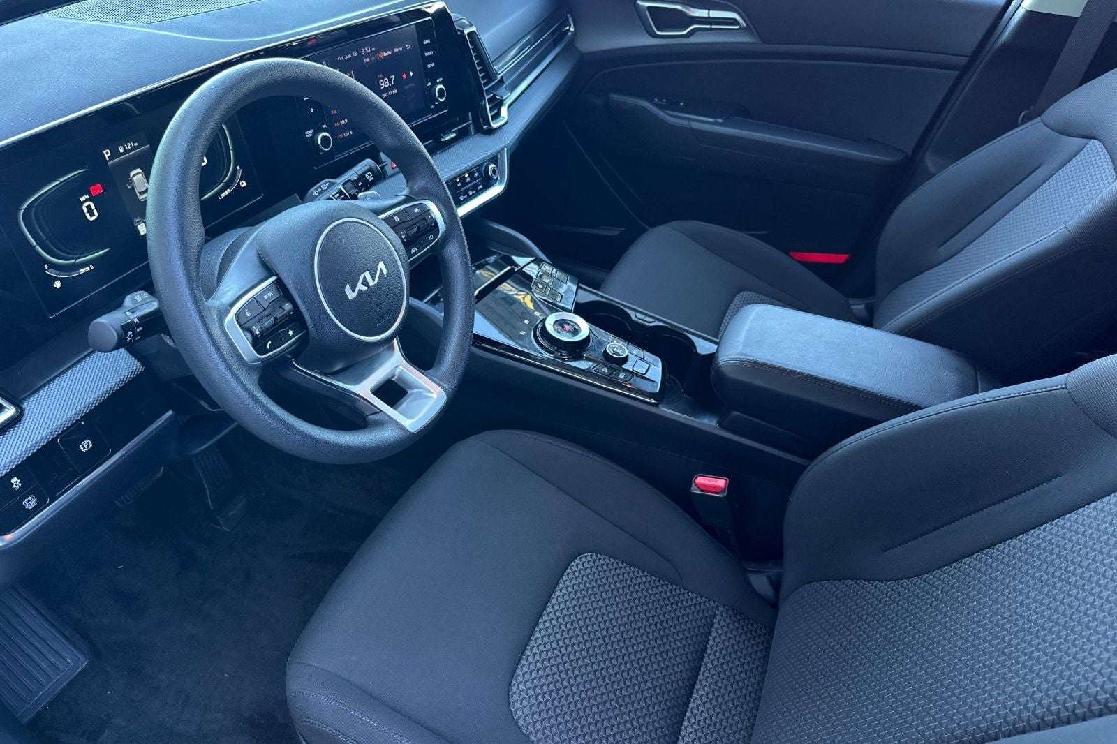 2024 Kia Sportage Hybrid LX
