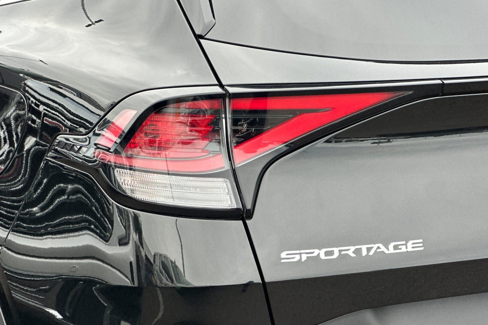 2024 Kia Sportage Hybrid EX