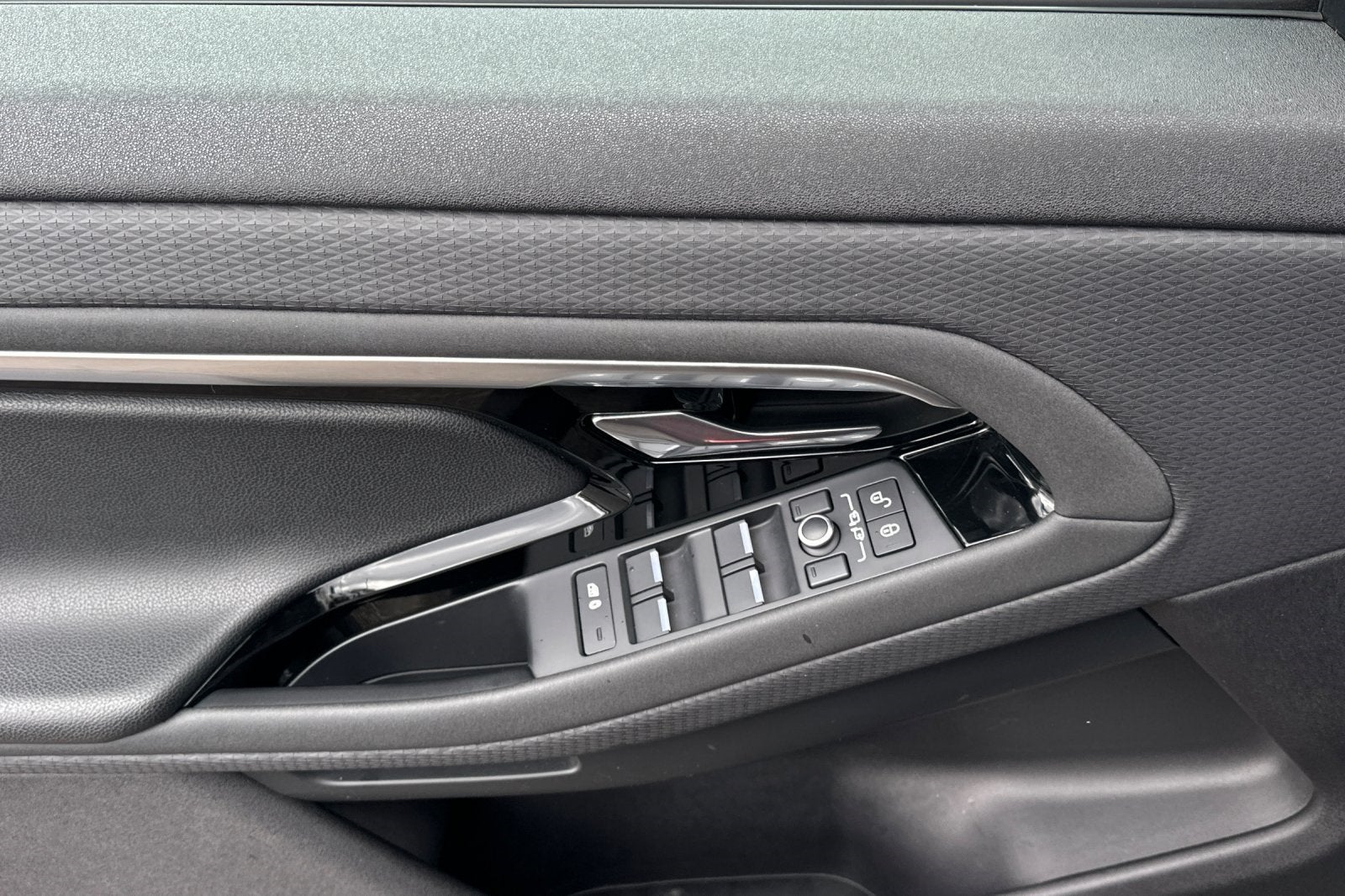 2020 Land Rover Range Rover Evoque S