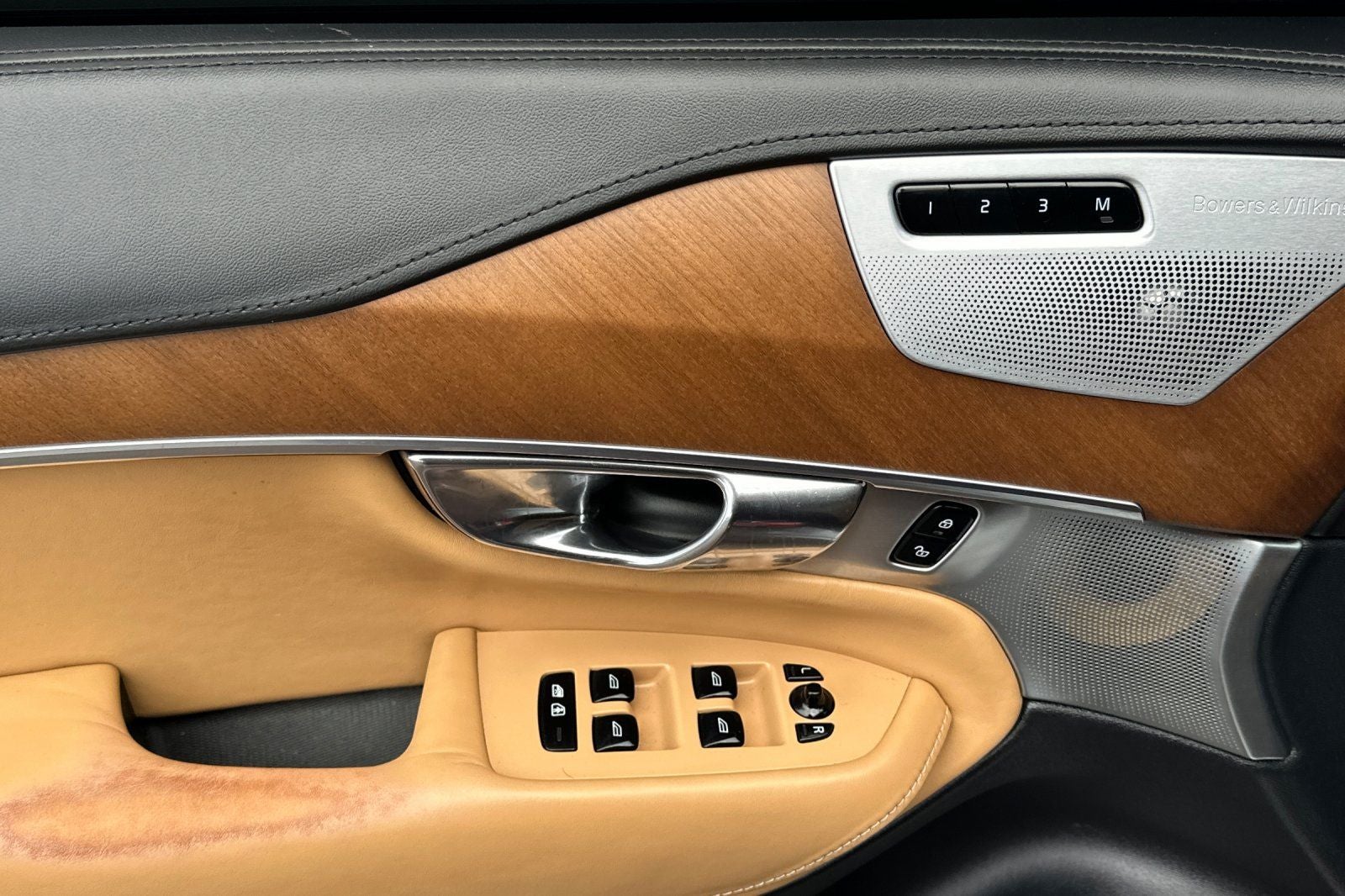 2016 Volvo XC90 T6 Inscription