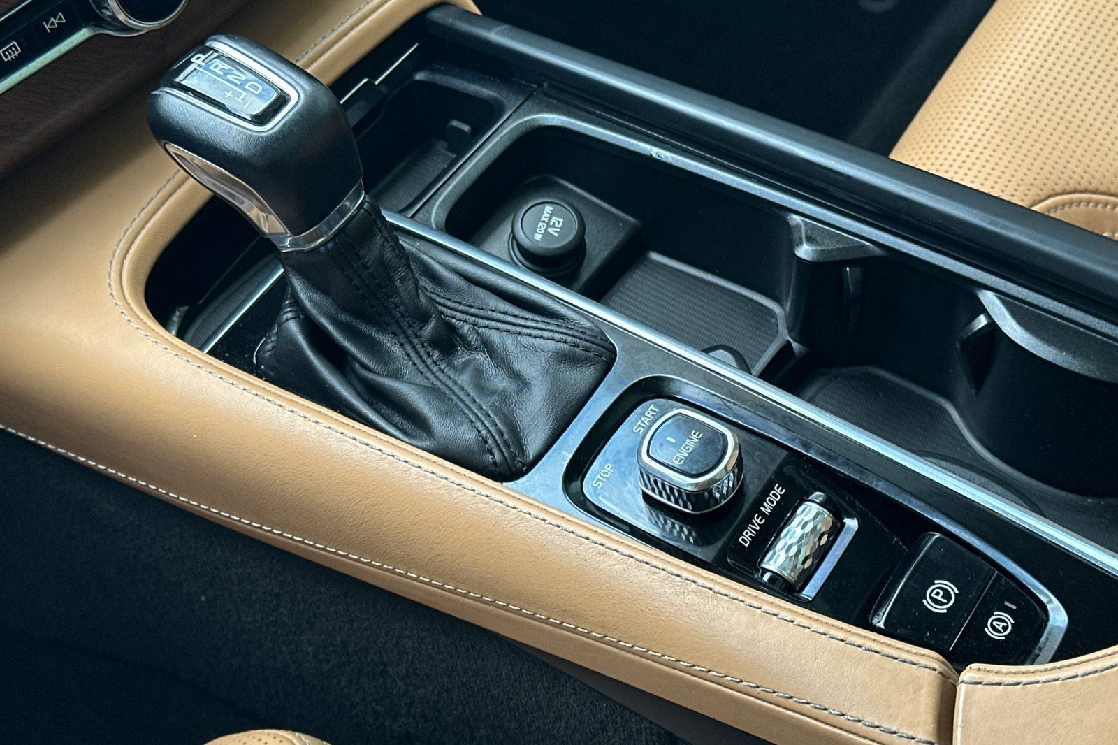 2016 Volvo XC90 T6 Inscription