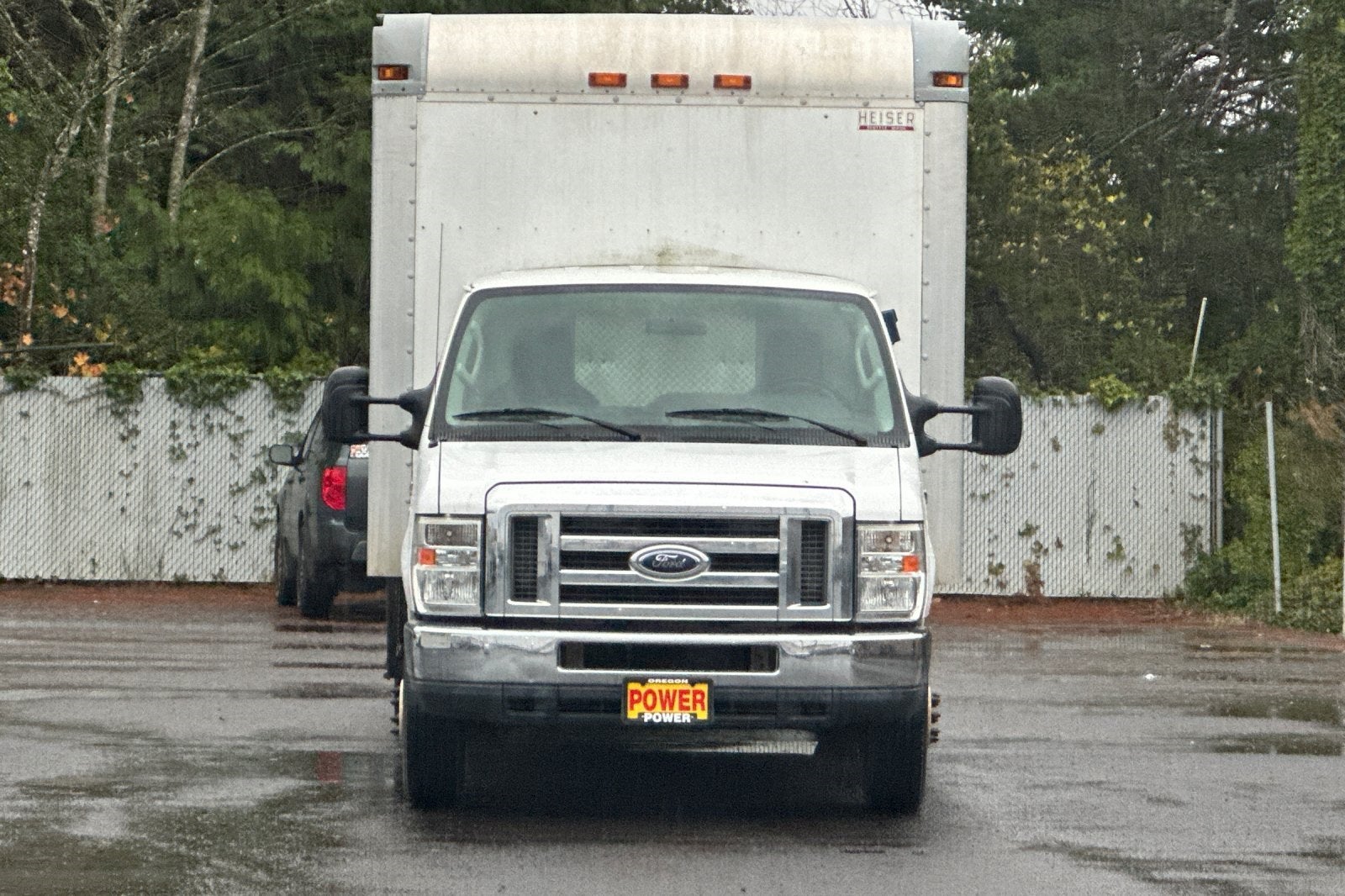 2011 Ford E-350SD 14 FT Power Lift Gate